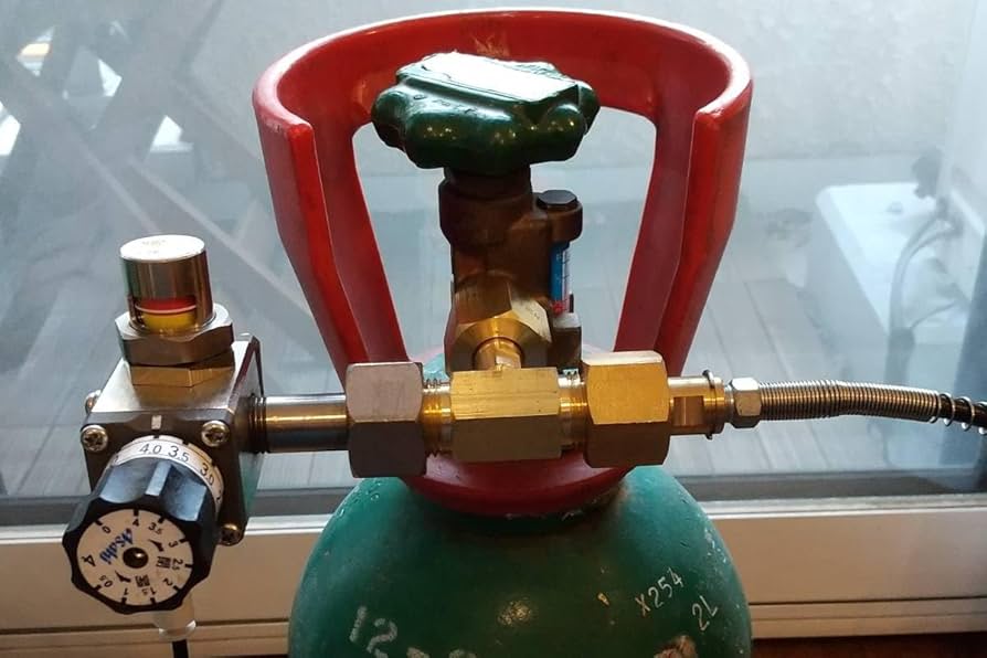 ミドボン接続ホース 250cm 分岐金具 セット 炭酸ガスボンベ  マニュアル付 ミドボン接続ホース 250cm 分岐金具 セット 炭酸ガスボンベ